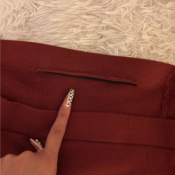 Nine West Burgundy Sleeveless Top and Skirt Set - Picture 5 of 5
